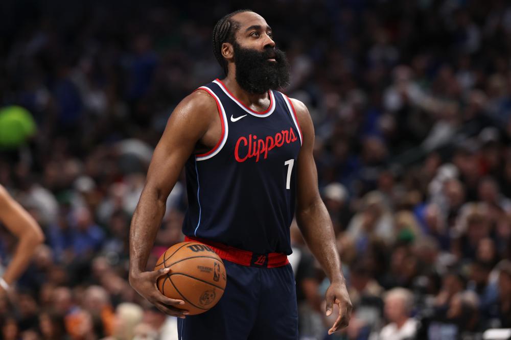 借助果断的 借助果断的